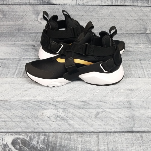 New Nike Huarache City - Picture 5 of 7